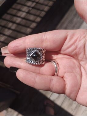 John Hardy 925 JAI Silver Ring With Black Stone Size 7